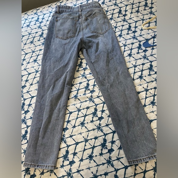 SHEIN ripped jeans - Picture 2 of 3